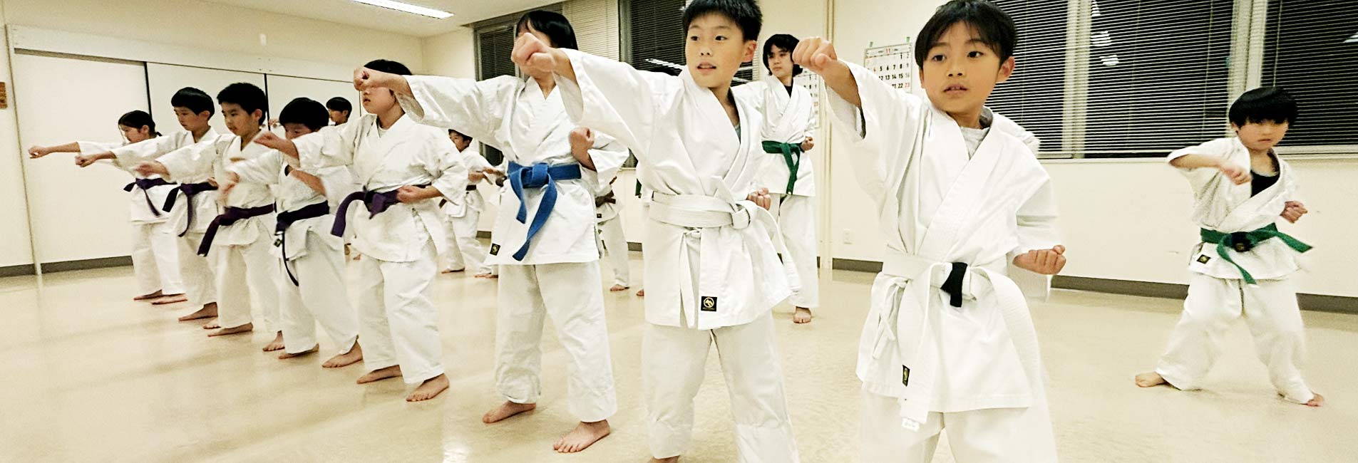 北戸田・美女木の空手教室 実戦空手 燐道 北戸田道場の稽古風景